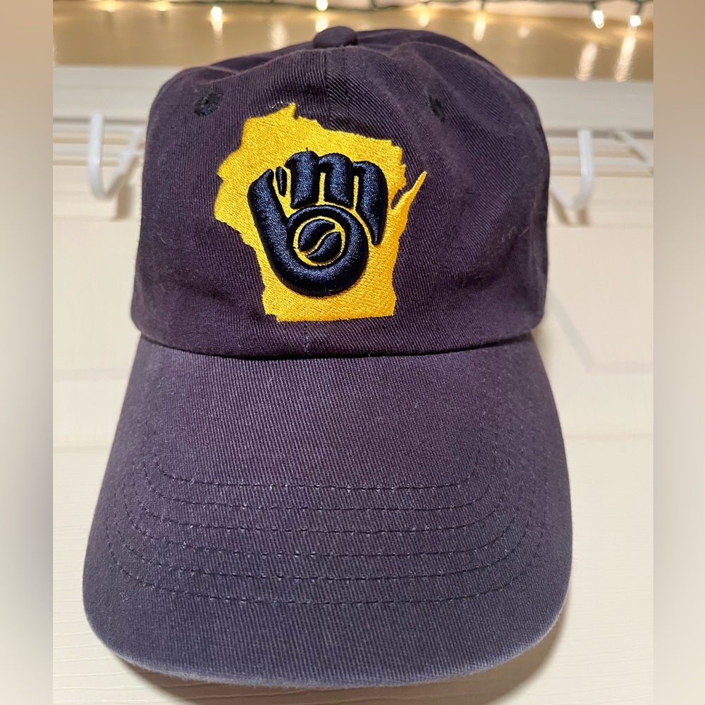 ⚾️ Milwaukee Brewers Hat